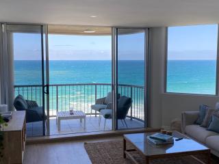 Monterey Lodge - Unit 18, 27 Warne Terrace, Kings Beach Caloundra - 3