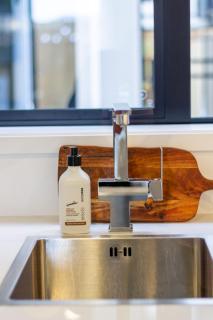 The Majestic retreat 2 bed 2 bath CBD - Christchurch - 1