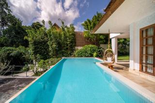 Luxury Villa in City Center w/ Natural Pool La Bohemia Residence Villas - Ubud - 4