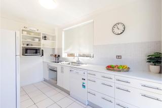 Fingal Bay Coastal Retreat 1 12 Marine Dr fantastic ground floor duplex - 2