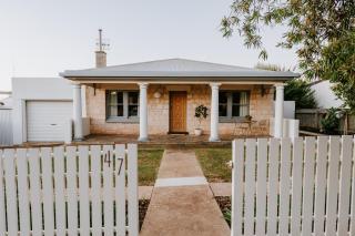 Port Lincoln Escape - 3BR - Close to CBD, Beaches - Port Lincoln - 0