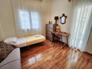 Vintage apartment with modern amenities - Athene - 2