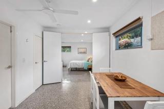 Scarborough Beach Break Holidays - Unit 5 - 1