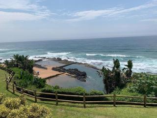 25 Chaka's Cove - Ballito - 0