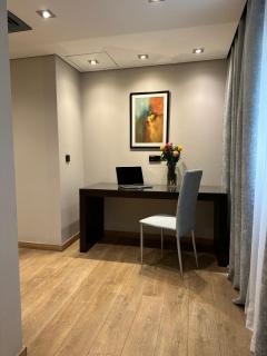 Ramada by Wyndham Downtown Beirut - Beirut - 5