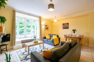 22 - Spacious Duplex by Shortstays - Galway - 0