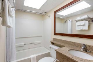 Quality Inn Ocean City Beachfront - Ocean City - 7