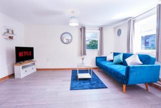 2 bedroom Flat for Contractors,Workers,Relocation,Insurance,Free Parking - Leighton Buzzard - 0