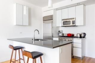 Hells Kitchen 1BR w Pool DM nr Central Pk NYC-407 - New York - 6
