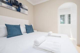 1 bedroom Golden Banús, walk everywhere! RDR305 - Marbella - 3