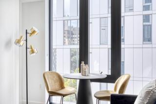 First Hill Studio w Gym Patio Coworking SEA-446 - 9