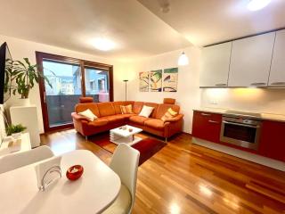 Entire Apartment, near Clarion, O2 Arena, Metro 3 min, Easter market in City Center 15 min - Prague - 8