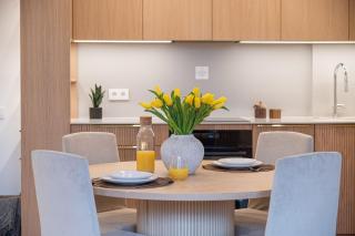 cohost I Premium Residences I on the Historic Pilies Street I Self Check-in - Vilnius - 8