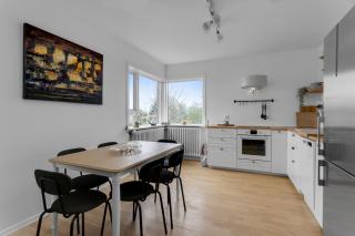Cozy 2BR Apartment - Reykjavík - 3