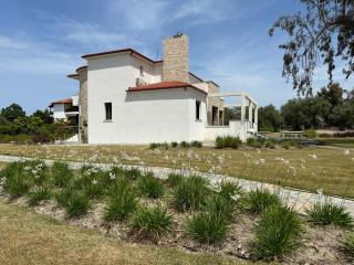 Luxury rental villa for 14 people - Vourvourou - 2