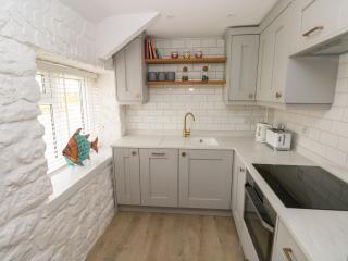 Primrose Cottage - 1