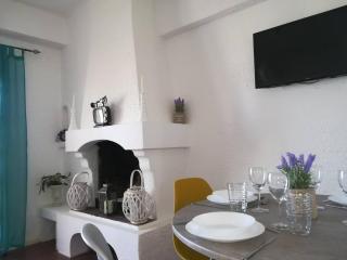 Asteri Sea View Apartment, Seafront - 5