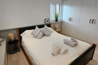 Humberston Boathouse Lodges with Hot Tub - Cleethorpes Beach Cabin Chalet - Humberston - 1