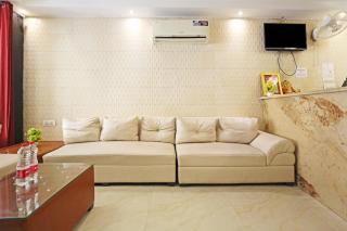 HOTEL ICONIC At Delhi International Airport - 5