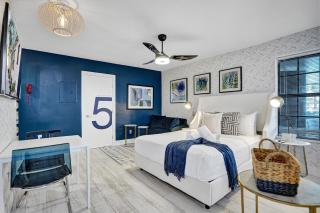 Hollywood Apartments Host by BeeNomad - Hollywood - 7