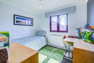 Serene Family Escape - Spacious, Near Thorpe Bay and Southend, Beaches & Amenities - Pass the Keys - 6