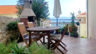 Sea-view apartments, 2 bedrooms, 2 baths, 50 meters from beach! - Trogir - 2