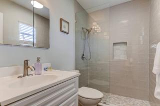 Spacious 3 Bedroom PET FRIENDLY!- Close to beach! - Tarpon Springs - 1