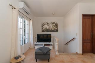 Casa Oceanus - 2BDR w Pool & Relaxing Balcony - 5 mins Downtown - Cabanas de Tavira - 8