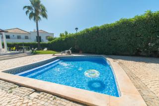 Casa Oceanus - 2BDR w Pool & Relaxing Balcony - 5 mins Downtown - Cabanas de Tavira - 3