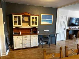 Netherby Grange Garden Apartment with Sea Views - Llandrillo-yn-Rhôs - 1