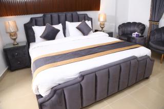 Premier Inn Express Gulberg Lahore - 2