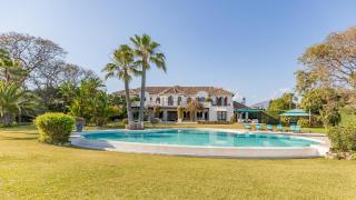Holiday villa for rent in Marbella - Estepona - 0