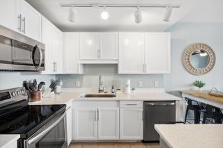 Laketown Wharf #333 by Nautical Properties - 3