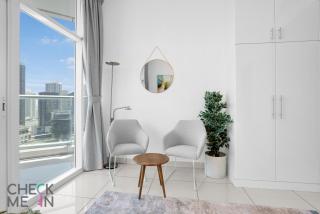 Luxury 2BR with Breath-taking Dubai Marina Views - Dubai - 5