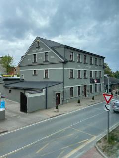 Sun-House Pension&Restaurant -ParkingFree- - Praga - 5