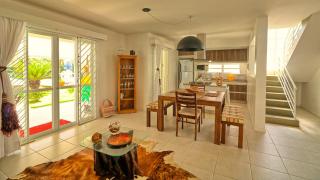 #007 Linda casa piscina enorme na praia de Palmas - 9