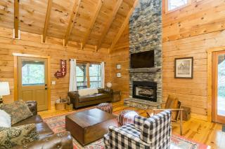 Lakeview Lodge-5 Beds & 4 Baths - Hot Tub - Lake - Dahlonega - 2