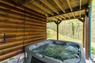 Lakeview Lodge-5 Beds & 4 Baths - Hot Tub - Lake - 6
