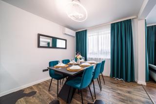 Sea Garden Heaven 2BR Apartment with Free Parking - 9