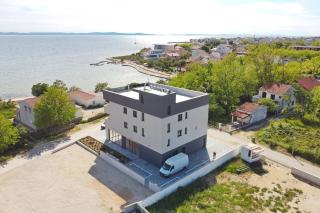 Apartments Bonaca with Jacuzzi - 5