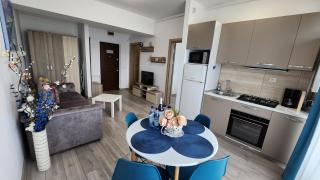 Lux Tropical Garden Sea View - Mamaia - 8