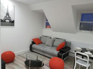 2Bed - FreeParking - Laundry - 30MinToLondon - Chelmsford - 4