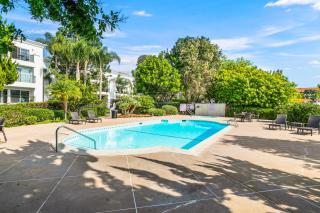 647 Luxury Inside The Gates LaCosta Resort-Top Floor Steps from Resort 647 - 6