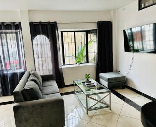 Comfortable 3-Bedroom Apartment, close to the American Consulate - Guayaquil - 0