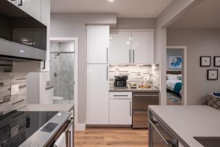 645 Fresh Modern Condo Inside Resort Gates - Free Wifi - Walk to Spa - Encinitas - 9