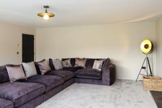 Archstone House - 9