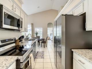 Pool Spa Oasis! 4-bedroom Hideaway W Theme Rooms - Orlando - 2