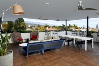 Courtyard by Marriott Santa Barbara Downtown - Santa Barbara - 3