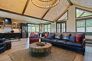 Long Ridge Lodge - Cherry Log - 3
