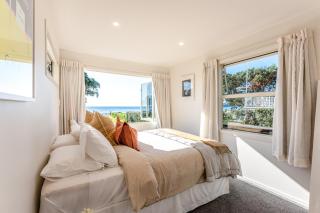 Onetangi Beachfront Escape - Coast & Country - Onetangi - 8
